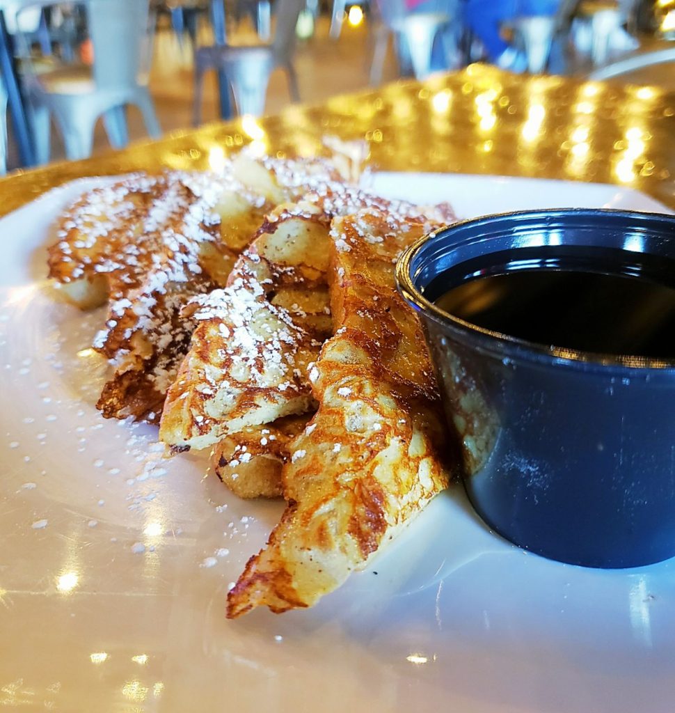 plate of french toast from southside social in chattanooga, tennessee