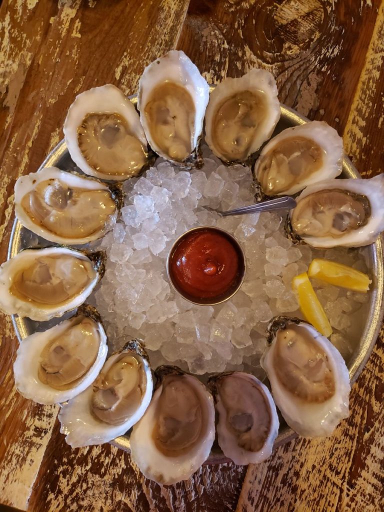 raw oysters in charleston 